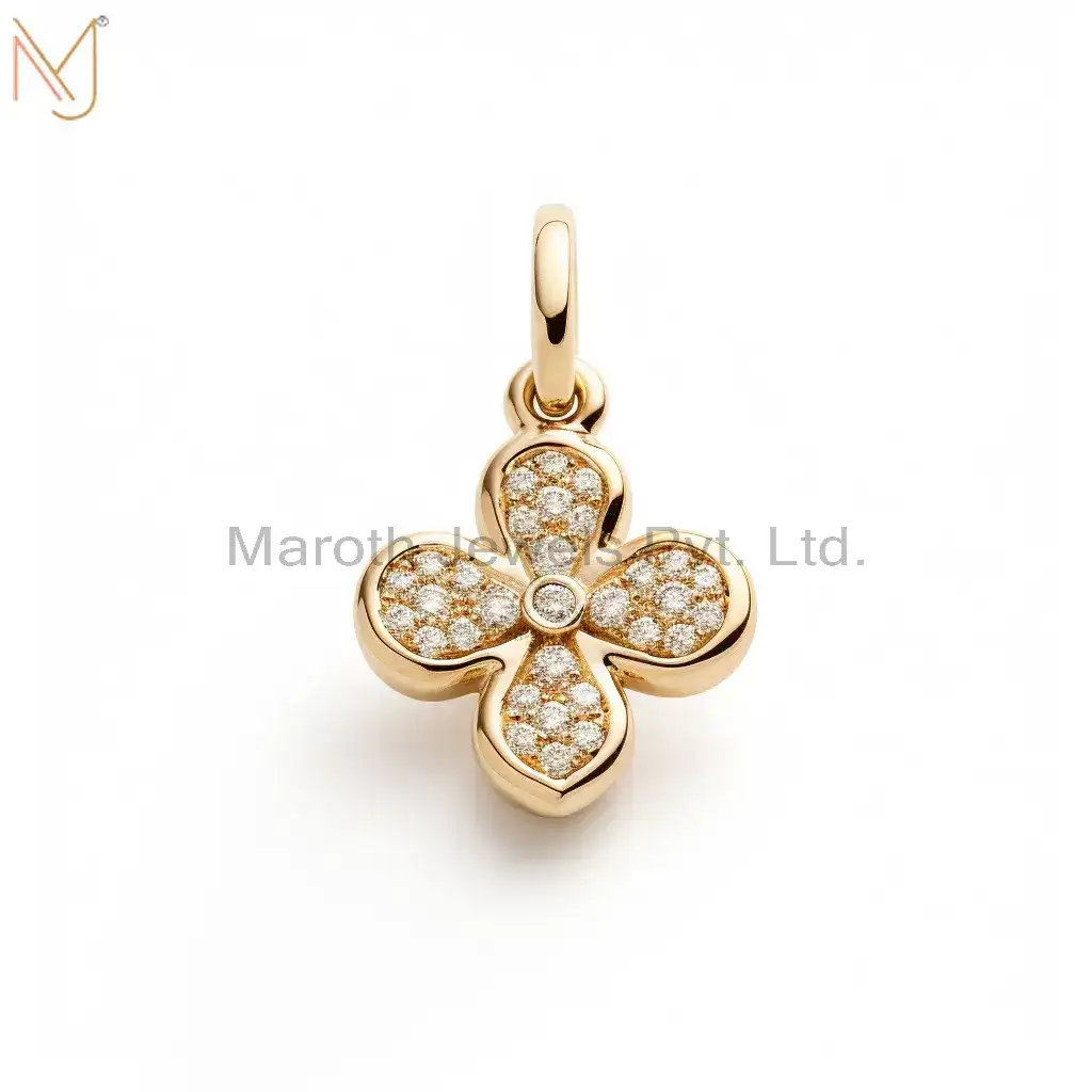 925 Sterling Silver Yellow Gold Plated Moissanite Clover Pendant Manufcaturer