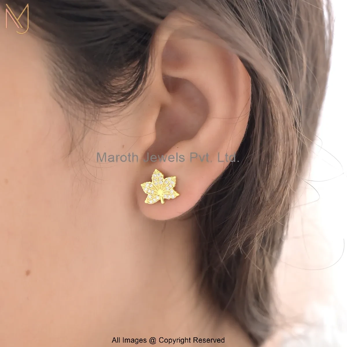 925 Silver Yellow Gold Plated Moissanite Cannabis Leafs Stud Earring Manufacturer