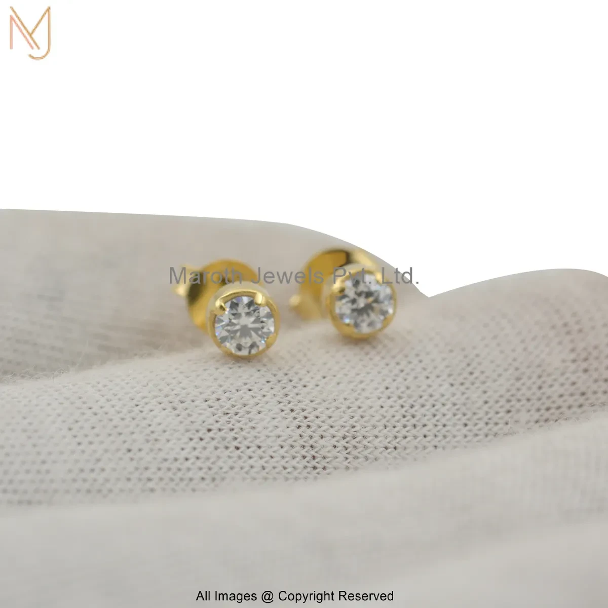925 Silver Yellow Gold Plated Moissanite Round Diamond Stud Earring Manufacturer