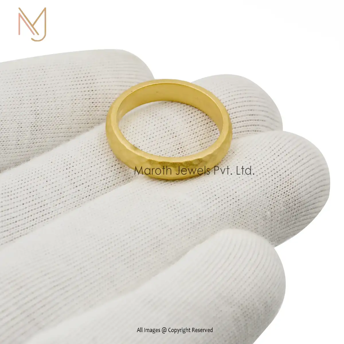 14K Gold D Shape Curvature Hammered Finish Ring Jewelry Supplier