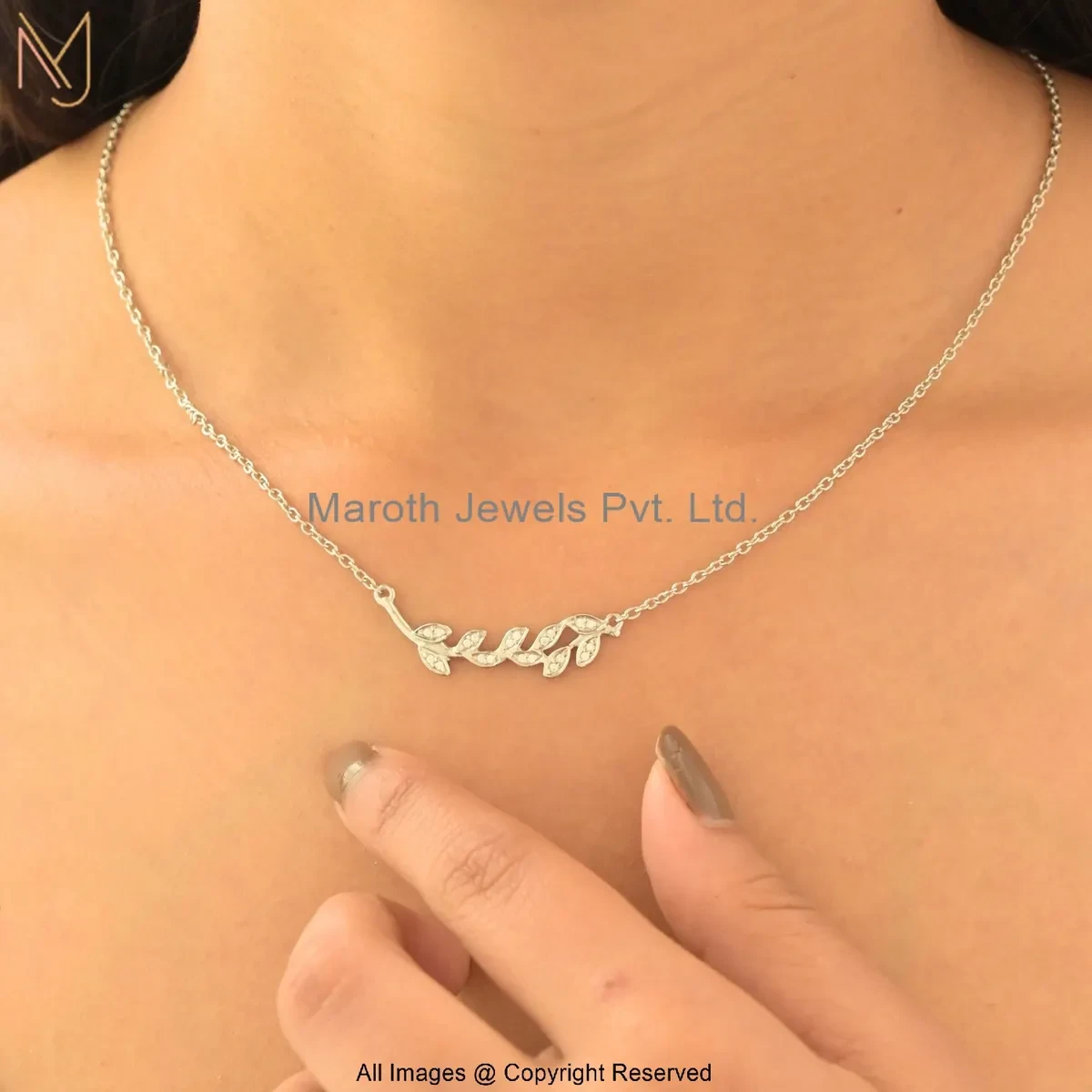 14K Yellow Gold Cubic Zircon Diamond Classic Leafs Necklace Custom Jewelry